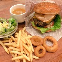 hole hole cafe＆diner 神戸三宮