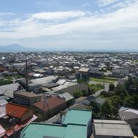 遠くに大山を望む。