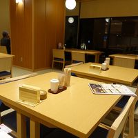 1階のレストラン。