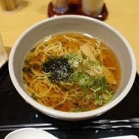 夜鳴きそばのサービス。