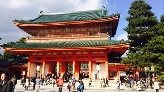 参拝客が沢山でした。