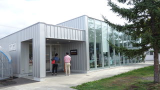 食パン押し　＠美瑛小麦工房