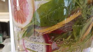 フルーツ専門店のカフェ