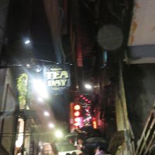 急な階段が続きます