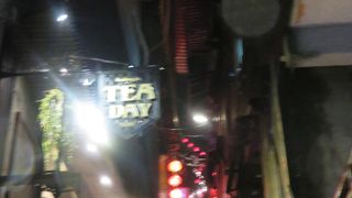 急な石段が続きます