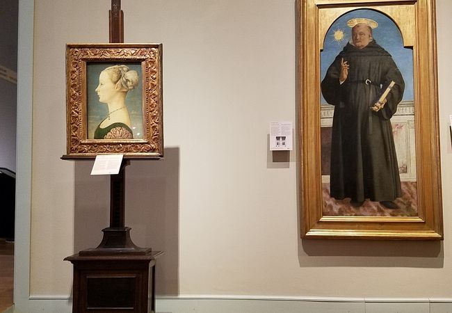 ゆっくり素晴らしいコレクションを見学できました。