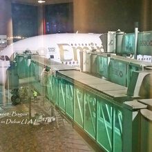 ブリッジが３つ！Ａ３８０の大きさがよくわかります