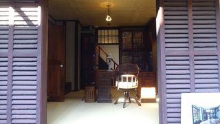 立派なパンフ、ガイドもいる