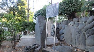 弁天堂のそば。