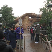 ソアリング オーバー ザ ホライズン (翔翔飛越地平線)