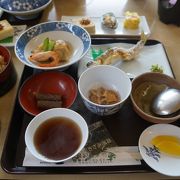 昼食は龍泉洞観光会館の二階で