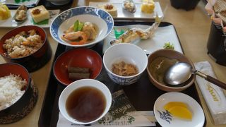 昼食は龍泉洞観光会館の二階で