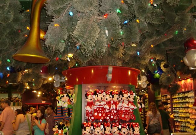 ディズニーズ デイズ オブ クリスマス クチコミ アクセス 営業時間 オーランド フォートラベル