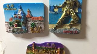 入り口付近で買ってはいけない。