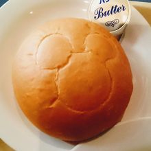 パンにはミッキーが…