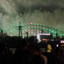 開始数分でこの煙幕です