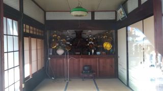 恋愛成就の祈願スポットだそうな・・・。