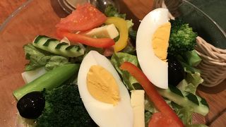 羽田空港国際線ターミナルにあります。