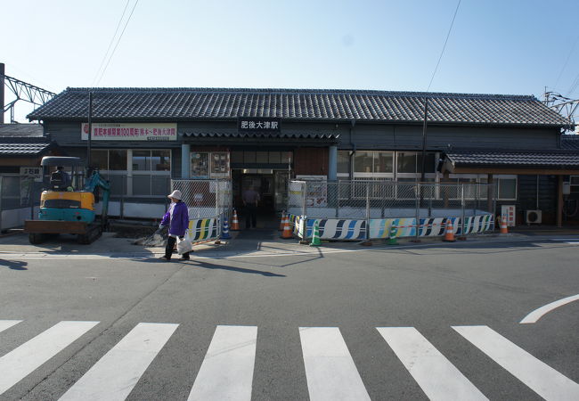 熊本空港への無料バスが出ています。