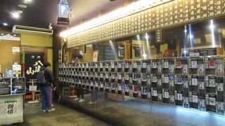 越後湯沢駅構内”がんぎどおり”の利酒処「ぽんしゅ館」