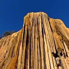 Hierve el Agua（イエルベ・エルアグア)