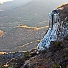 Hierve el Agua（イエルベ・エルアグア