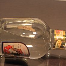 グッサーノ入りのメスカル酒も格安