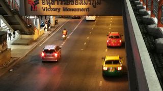 ローカルバスの発着所