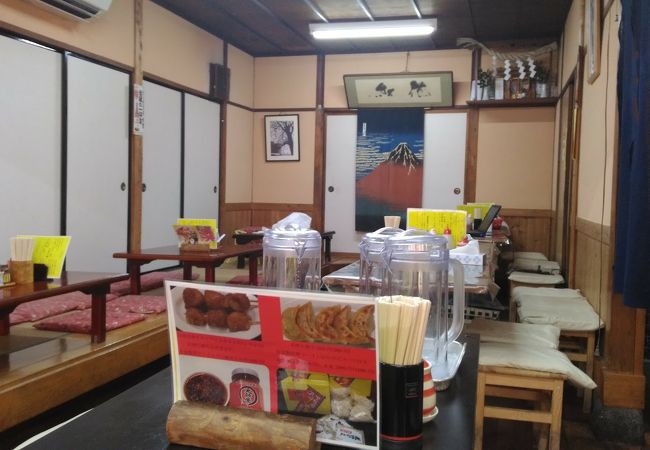 厄除け大師そばのラーメン店　いもふらいもある