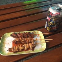 白モツ、レバー、皮