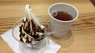 醤油ソフトクリームが美味しい