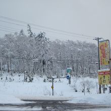 国道沿いの看板で判り易い！