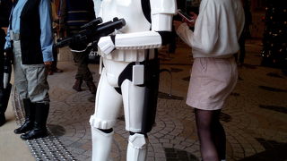 スターウォーズに怖がる子供