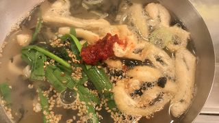 これぞ韓国の食堂です