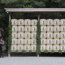 神様も白鷹がお好きなようで。