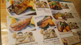 ご飯は釜炊です