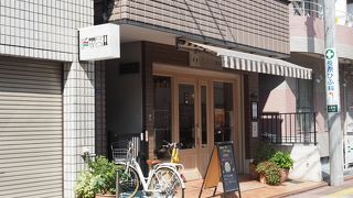 可愛らしいパティスリー