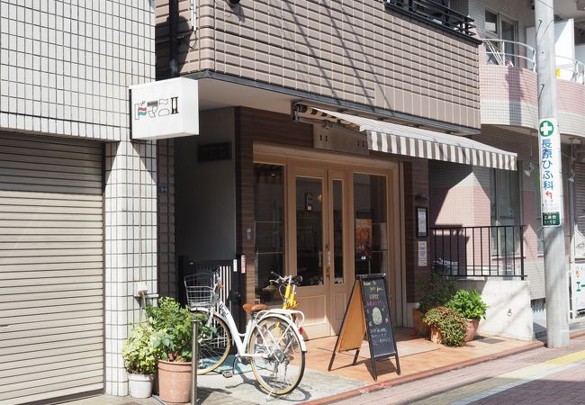 可愛らしいパティスリー