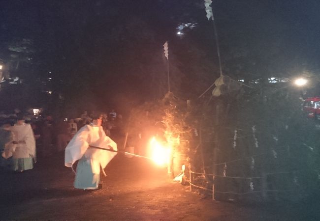 おかがら火 (庭燎祭)