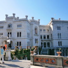 ミラマーレ城の外観