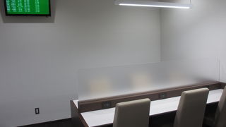 ポンジュースを飲むことができる点が特徴だと思いました