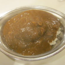 ハンバーグカレー大盛は733円でした。