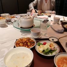 麻婆は外せません。