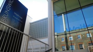 セントパンクラス駅からも徒歩５分のブランズウィックショッピングセンター