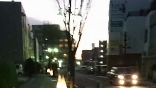 こじんまりとした温泉街