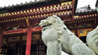 三社祭からは想像できない意外に小さな神社でした