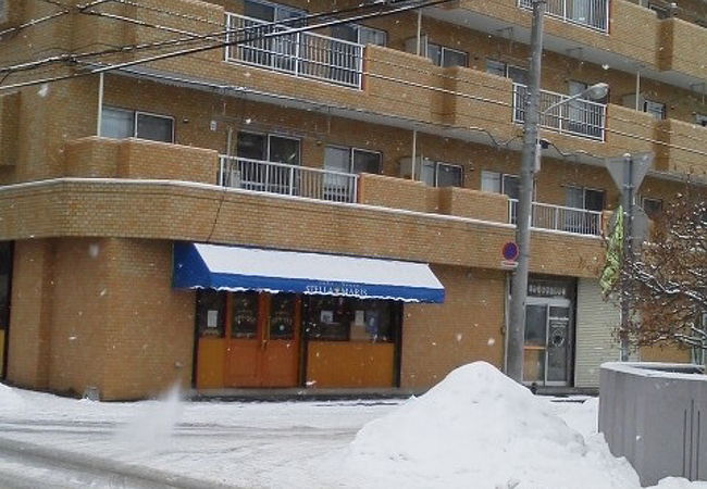 地下鉄からまあまあ近い