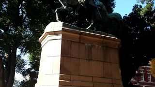 若くして亡くなった皇族の一人