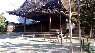 奉納された能楽堂