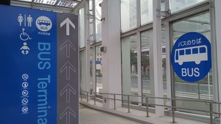 栄のバス乗り場